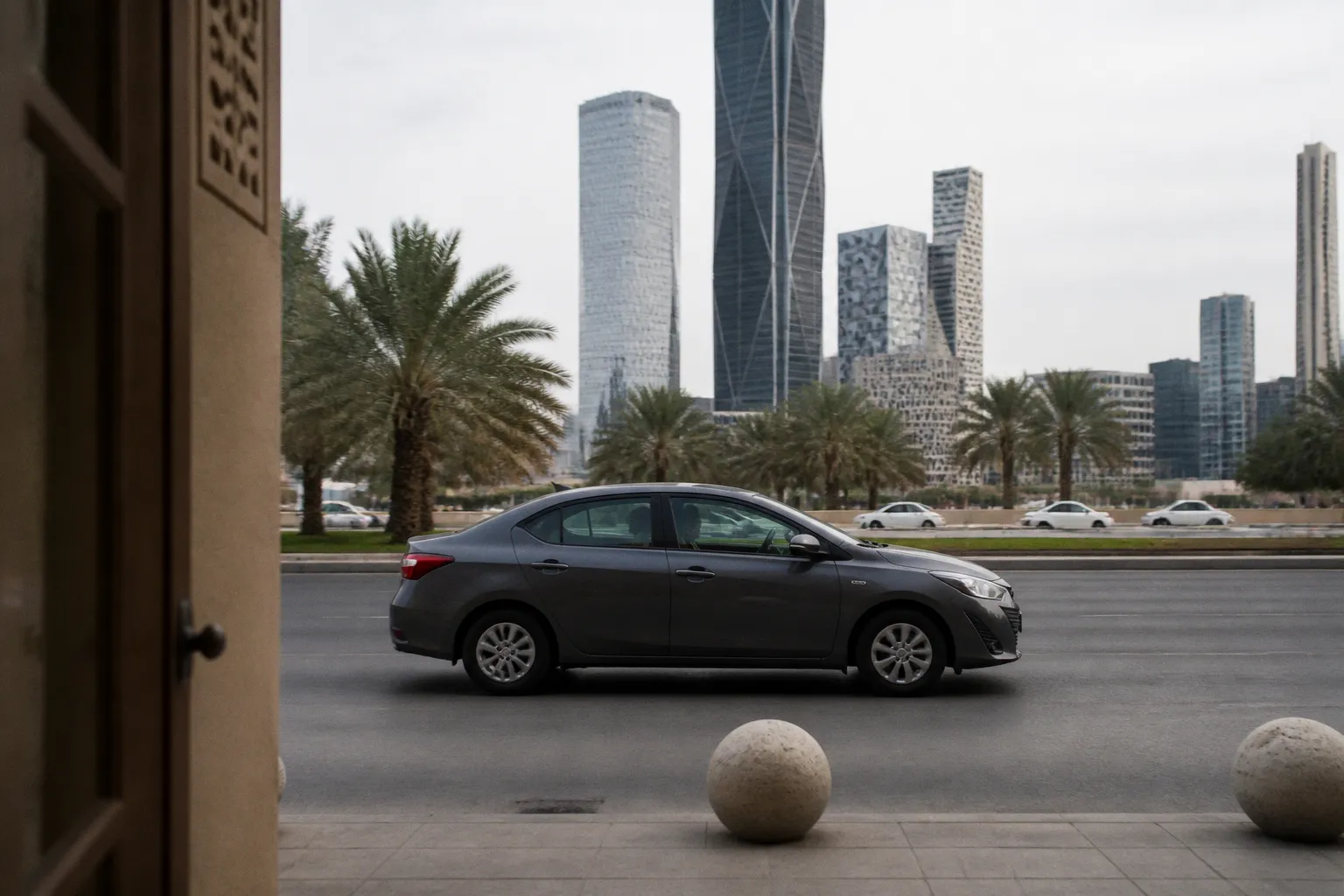 Mietwagen in Riad (Saudi-Arabien): Praktischer Ratgeber für Reisende